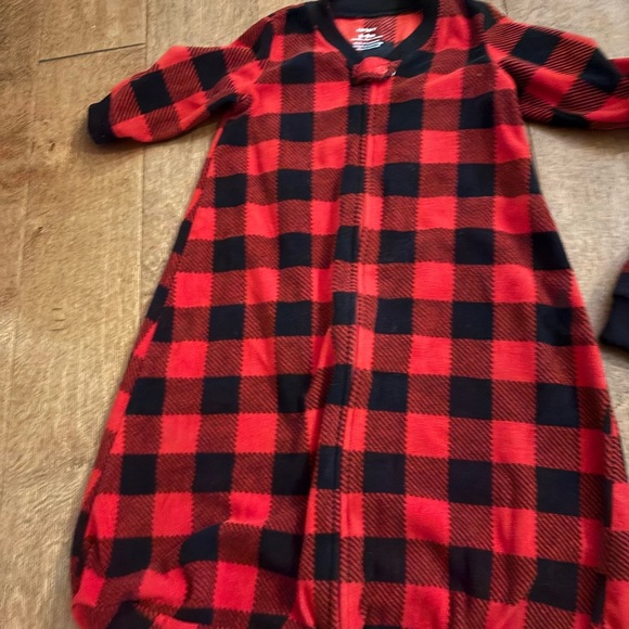 Carters sleep sack and one piece outfit size 6-9 months boys - Picture 5 of 5
